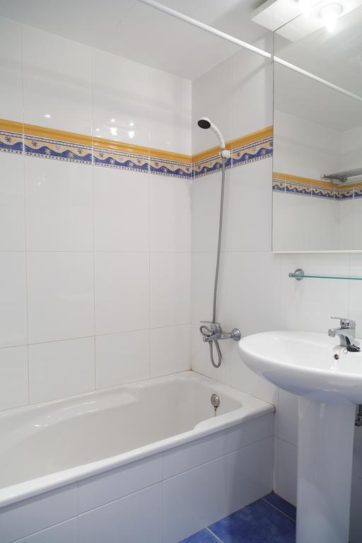 Uhc Rhin-Danubio Apartments 萨洛 外观 照片