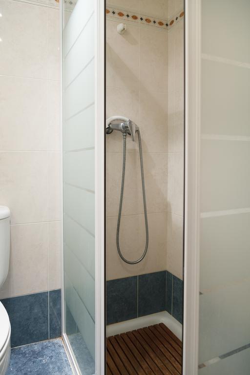 Uhc Rhin-Danubio Apartments 萨洛 外观 照片